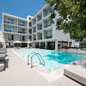 Oktober Downtown Boutique Hotel